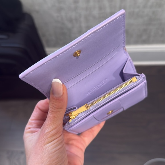 Bottega Veneta Wallet - Picture 6 of 8